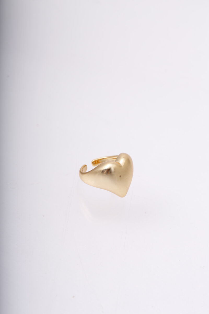 Anillo Corazón/ En Baño De Oro 24k. Marca Brazz By Roel.