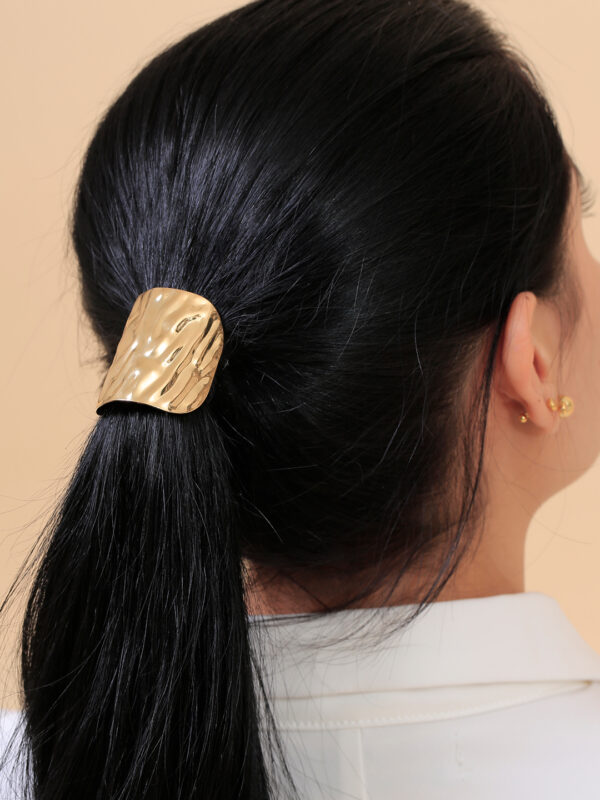 Pony Cuff/ En Baño De Oro 24k. Marca Brazz By Roel.