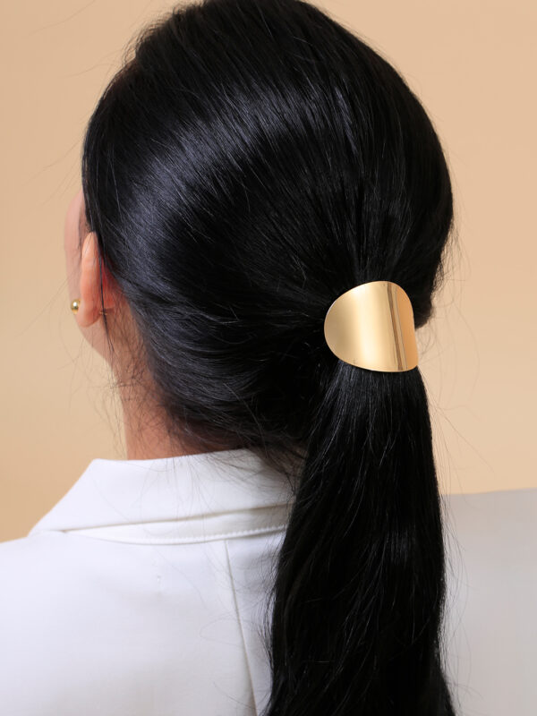 Pony Cuff/ En Baño De Oro 24k. Marca Brazz By Roel.