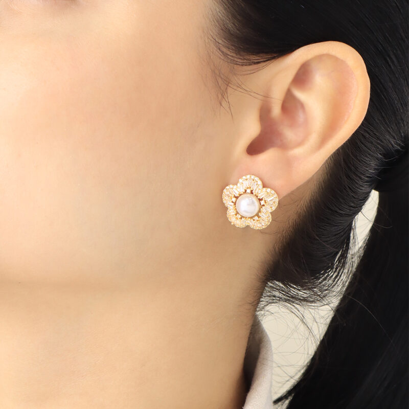 Arete Topo Flor Con Piedra Baguette