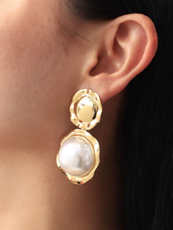 Arete Topo Dorado/ En Baño De Oro 24k. Marca Brazz By Roel.