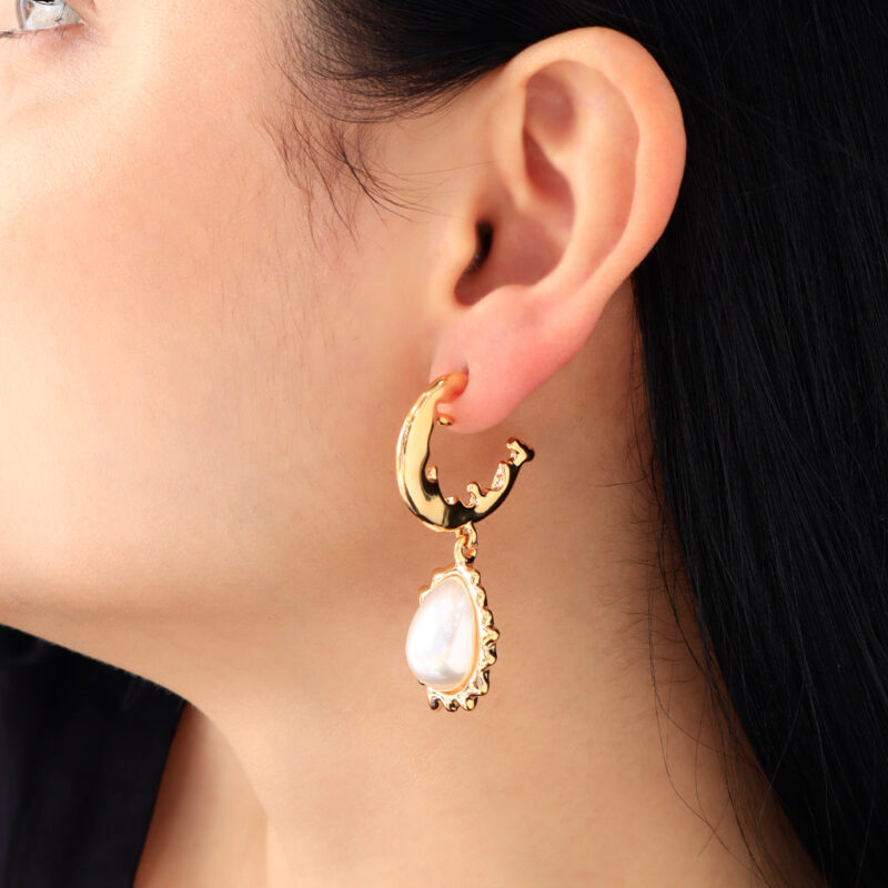 Arete Topo Figura/ En Baño De Oro 24k. Marca Brazz By Roel.
