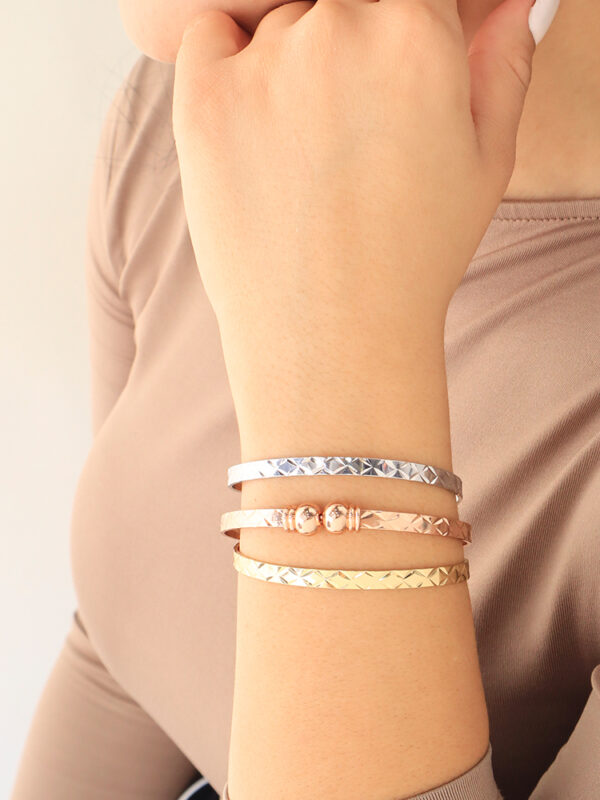Brazalete Tres Tonos/ En Baño De Oro 24k. Marca Brazz By Roel.