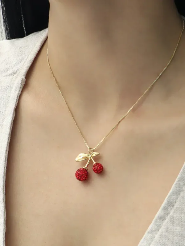 Collar Cherry/ En Baño De Oro 24k. Marca Brazz By Roel.